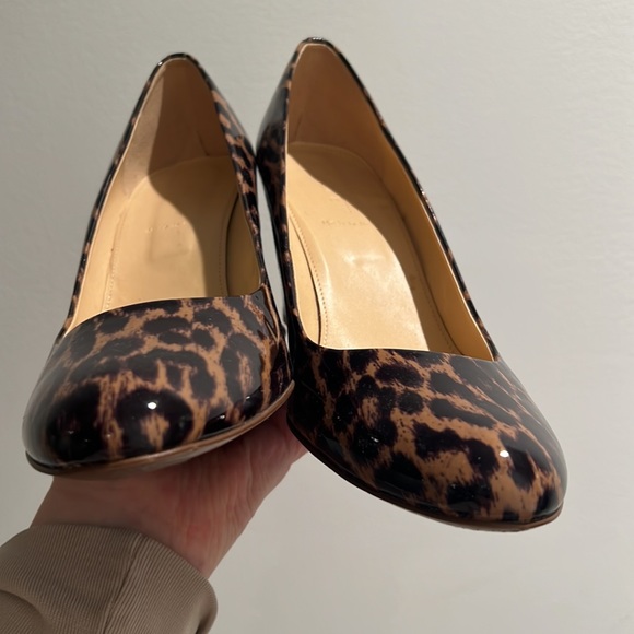 J.CREW Martina Leopard Print Patent Leather Wedge Pumps 12 - Picture 2 of 3